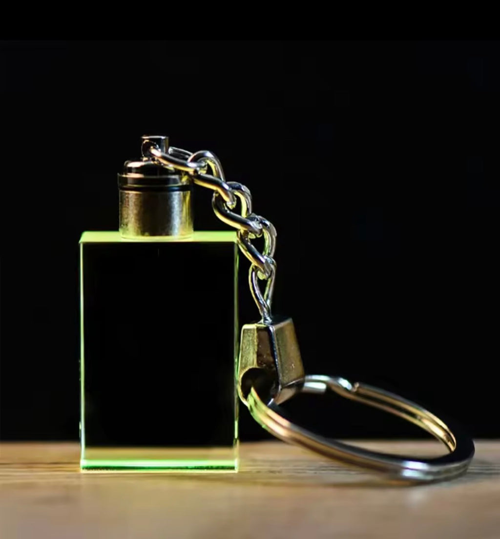 Porte-clés en cristal personnalisé avec gravure gratuite, Design gratuit, cadeau avec lumière LED