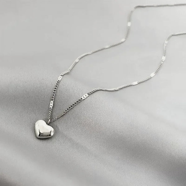 New-Cross-border-Couple-Cavicle-Chain-Geometric-Heart-shaped-Light-Luxury-Temperament-Simple-Sweet-Love-Pendant.jpg