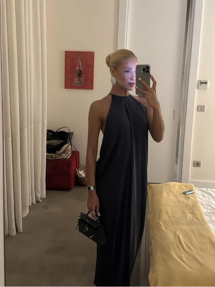 Robe Maxi Satin Élégante